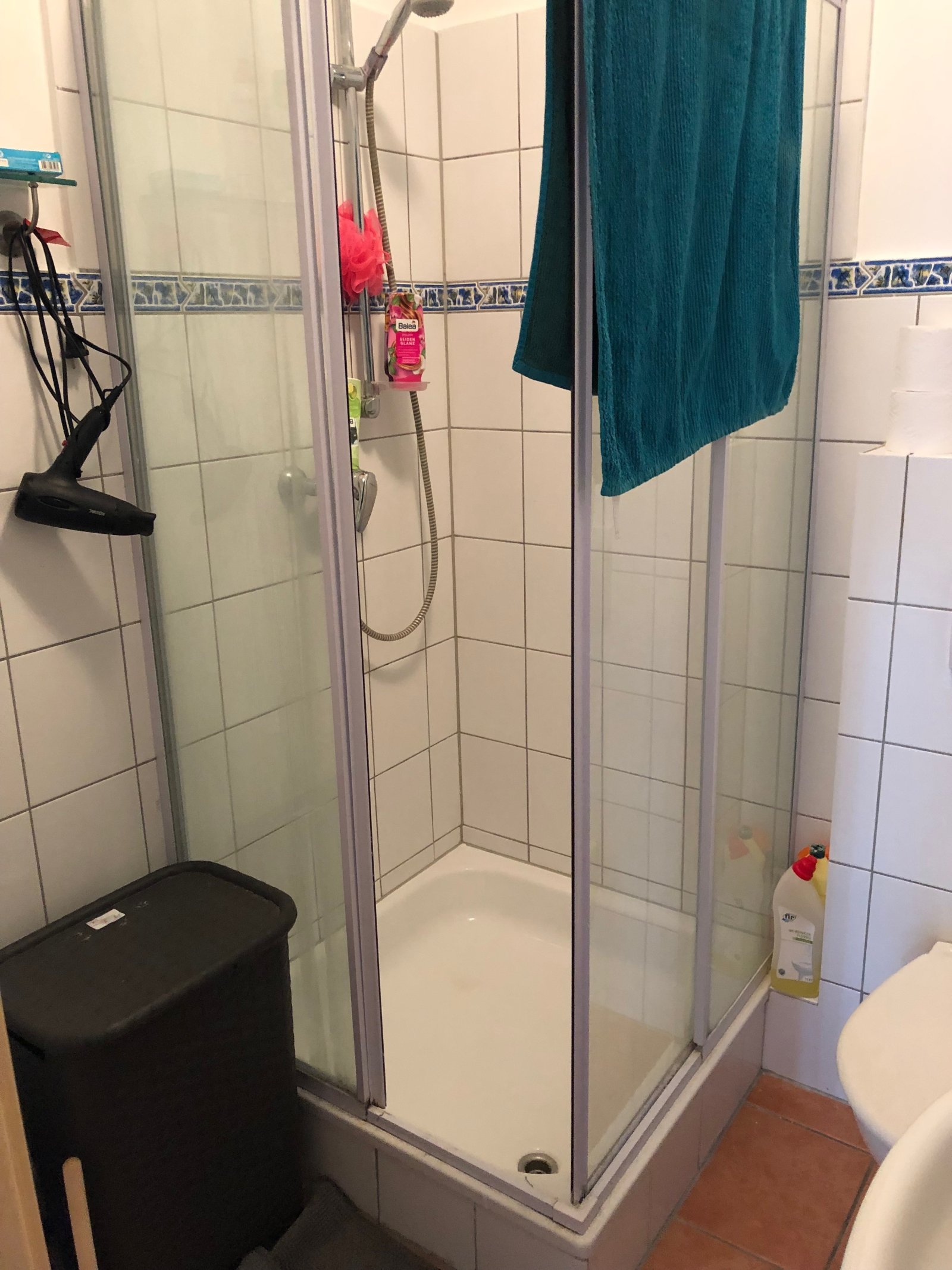 Erdgeschoss Wohnung Nähe Zentrum von BOH zu verkaufen