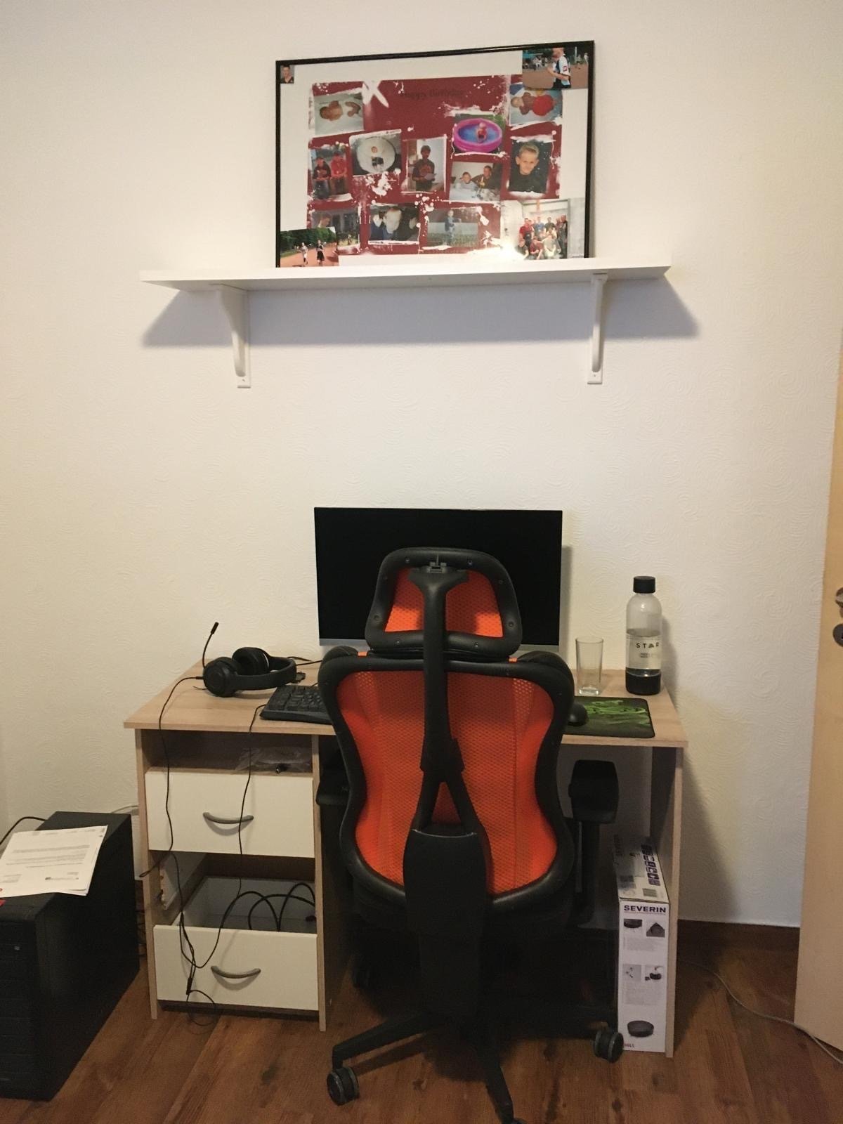 Büro /Schlafzimmer